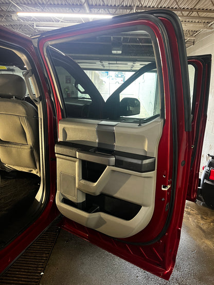 Executive Black Badge (Full-size Class)